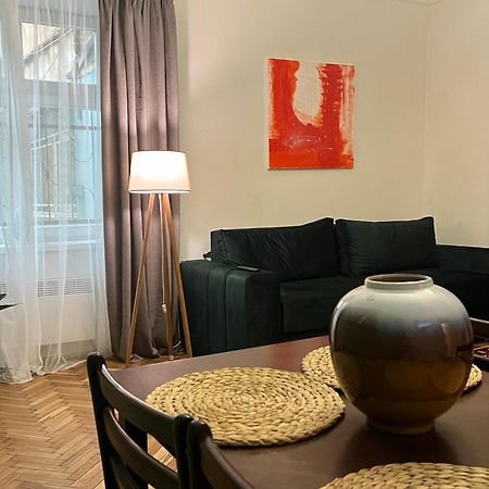 Art Apartment On Kylisha Str Lviv Exteriör bild