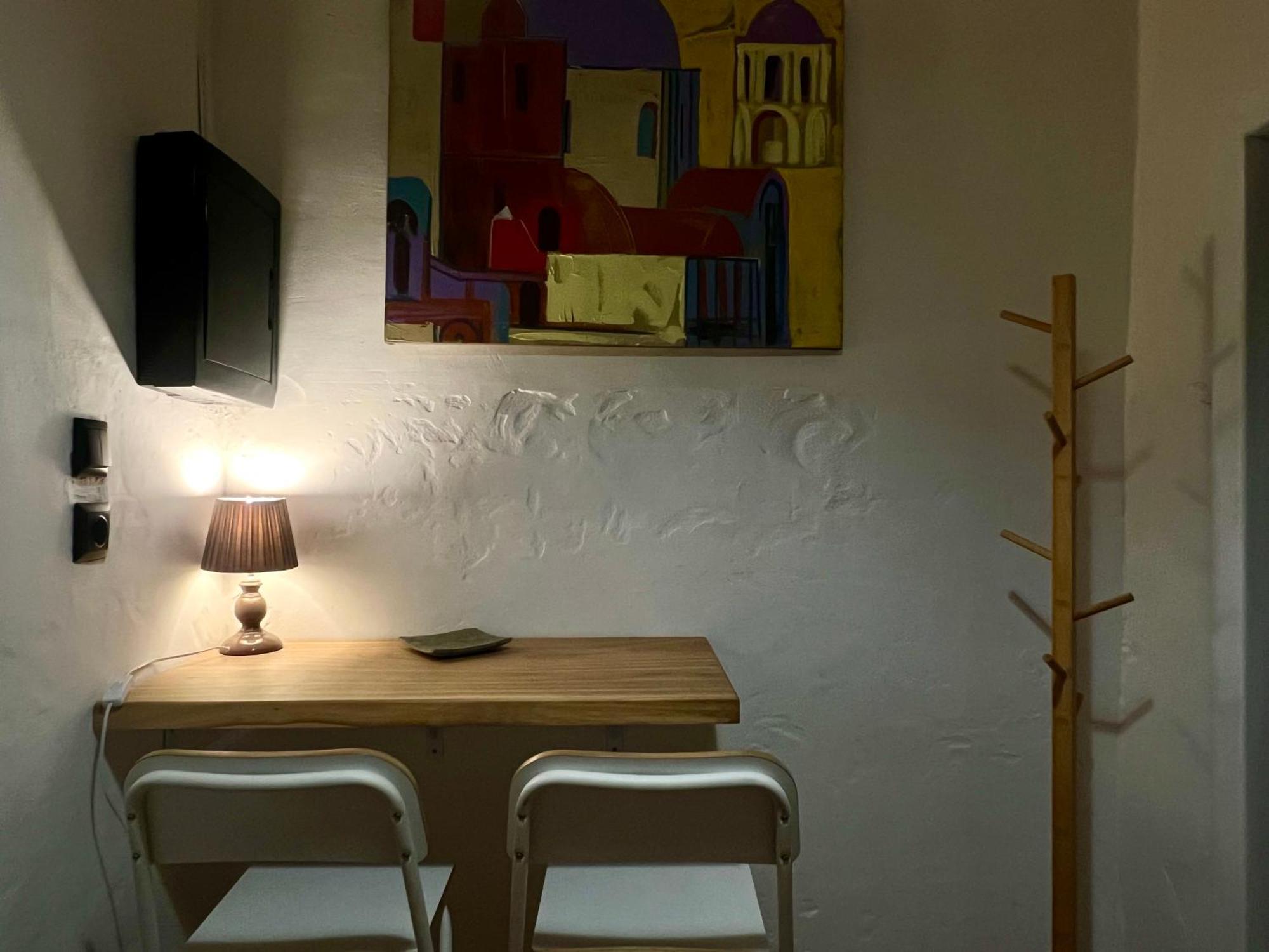 Art Apartment On Kylisha Str Lviv Exteriör bild